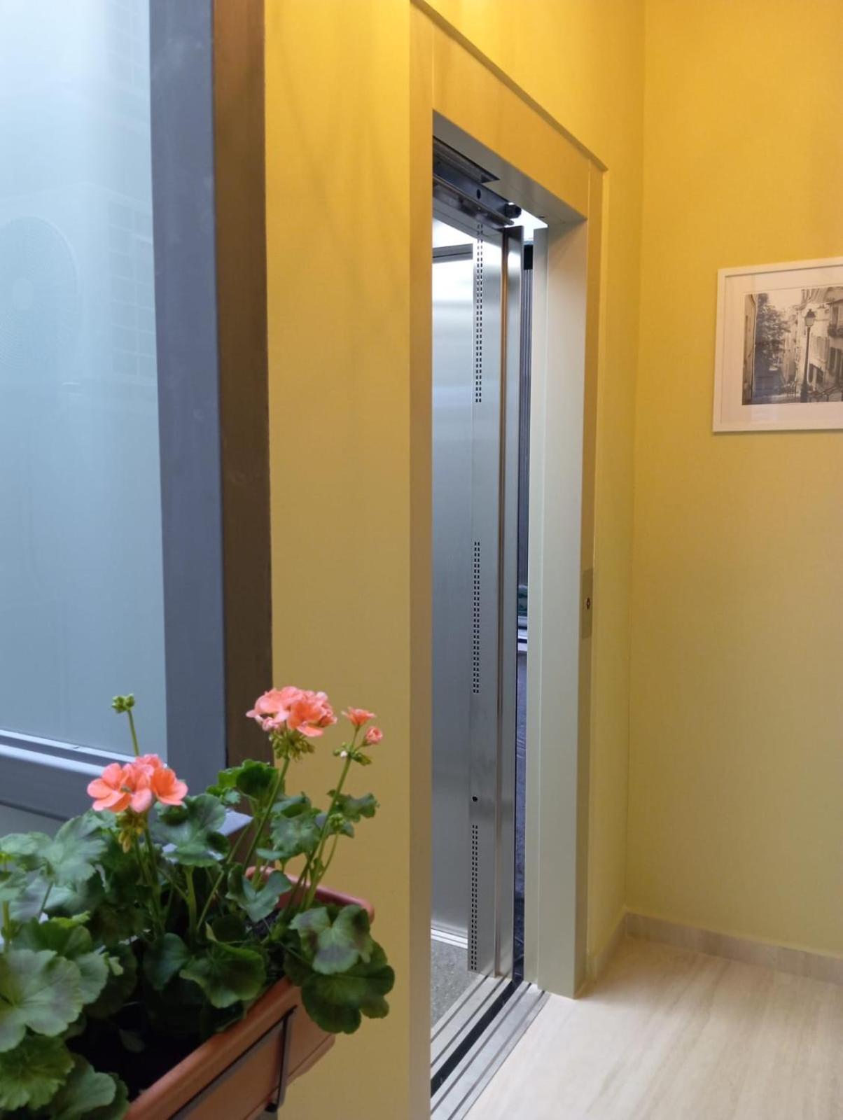 Apartmán Warm Harbor Santa Coloma de Gramanet Exteriér fotografie